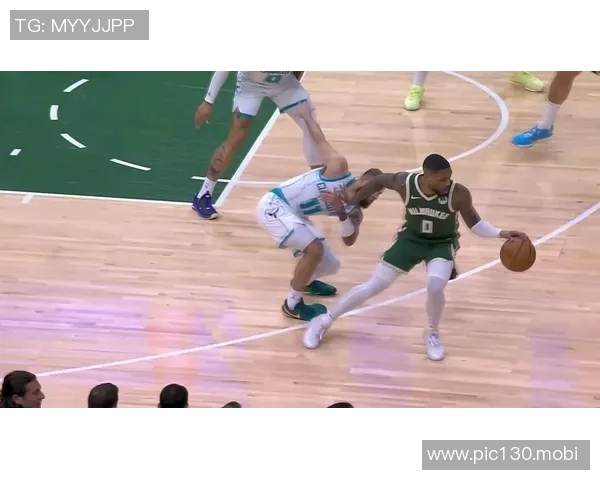 雄鹿主场迎战热火:热火状态强劲,客场冲击四连胜展望 雄鹿主场迎战热火:热火状态强劲,客场冲击四连胜展望